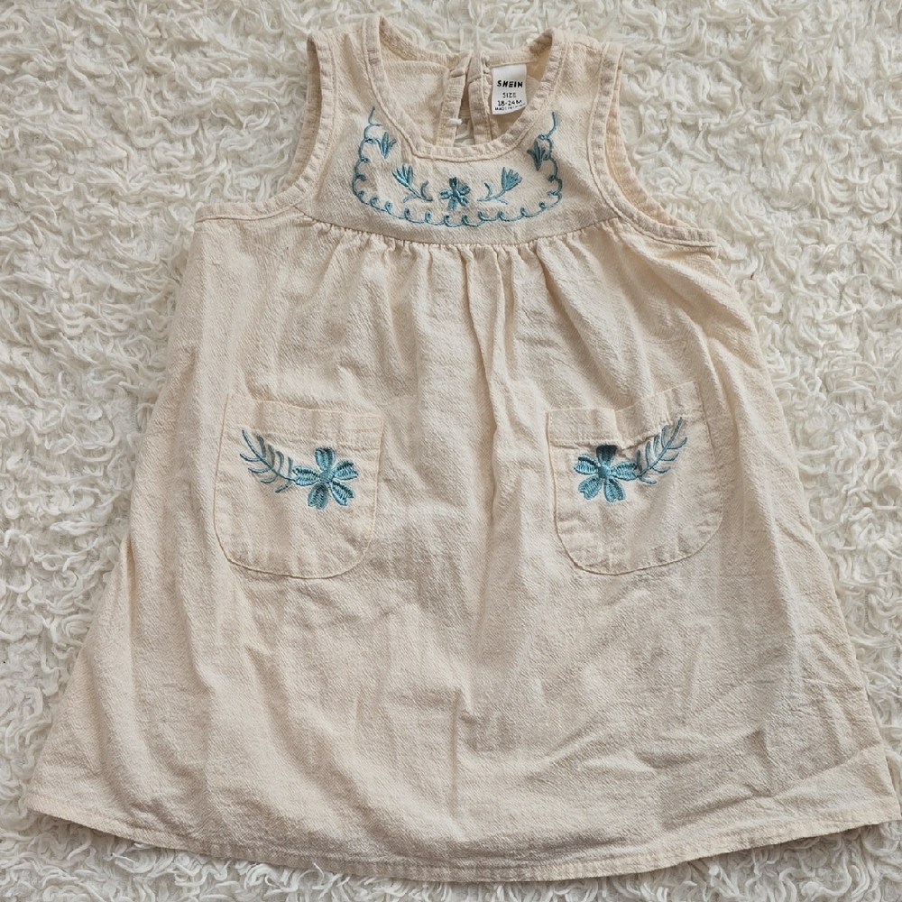 SHEIN Cream Sleeveless Baby Dress with Teal Embroidery